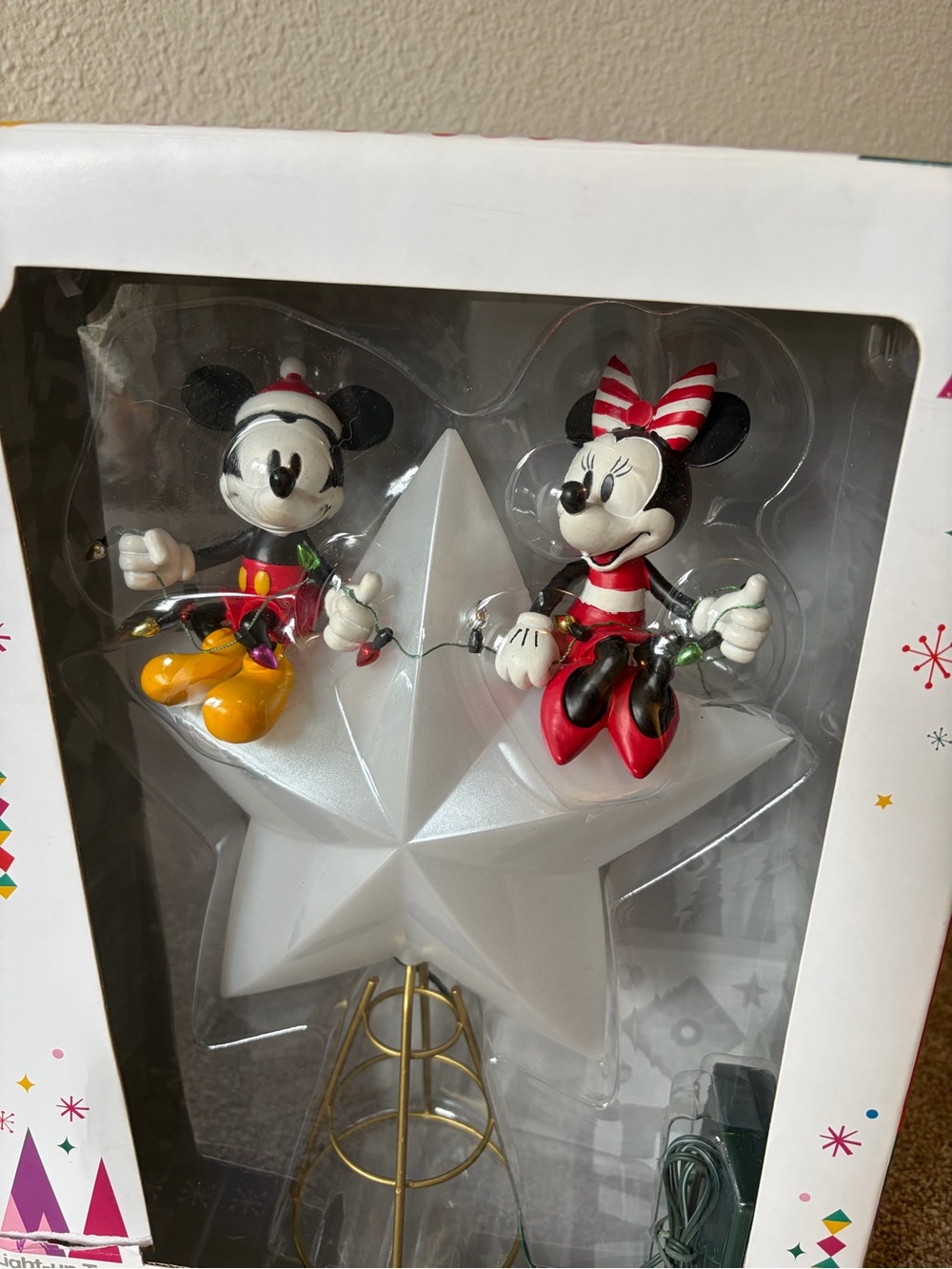 Disney Light Up Tree Topper - Picture 2 of 3